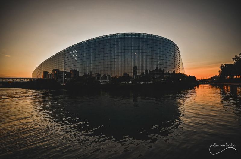 Corporate — photographie de Samten Norbù