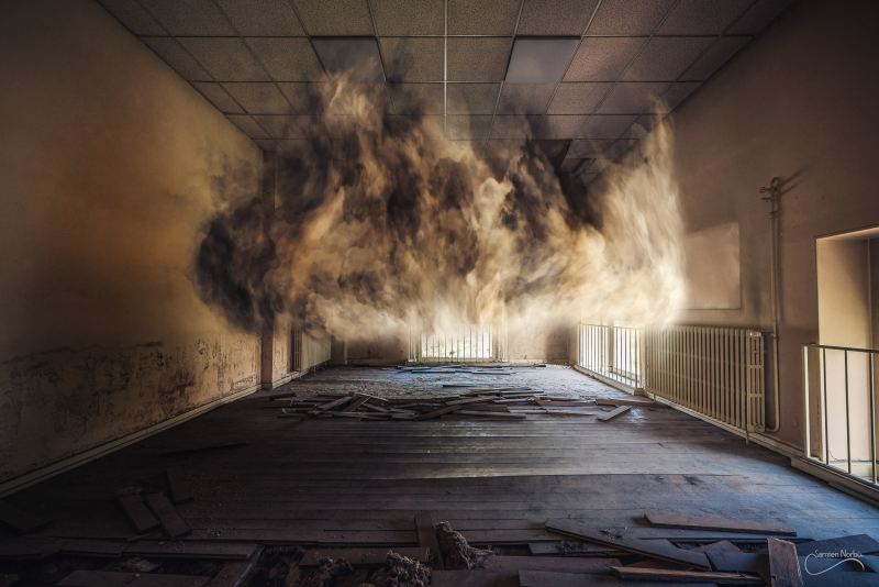 Lieux abandonnés, mais habités (TNS Strasbourg) — photographie de Samten Norbù