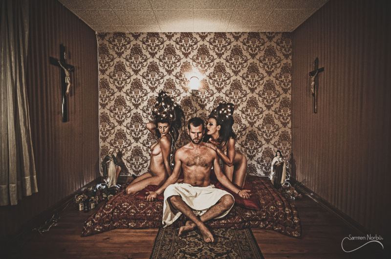 Profanity (NSFW) — photographie de Samten Norbù