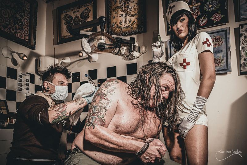 Tattoo shop — photographie de Samten Norbù